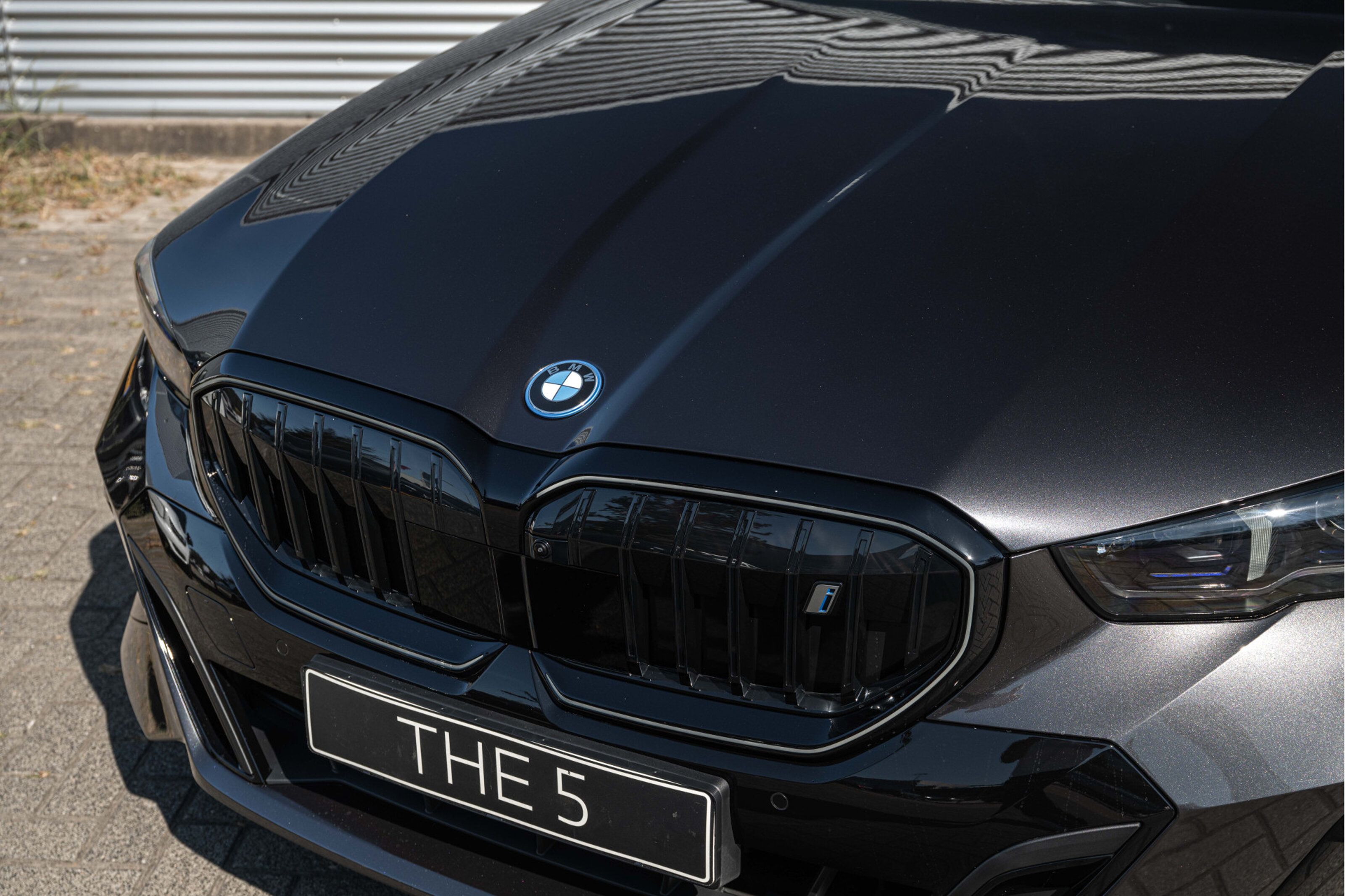 BMW i5 6