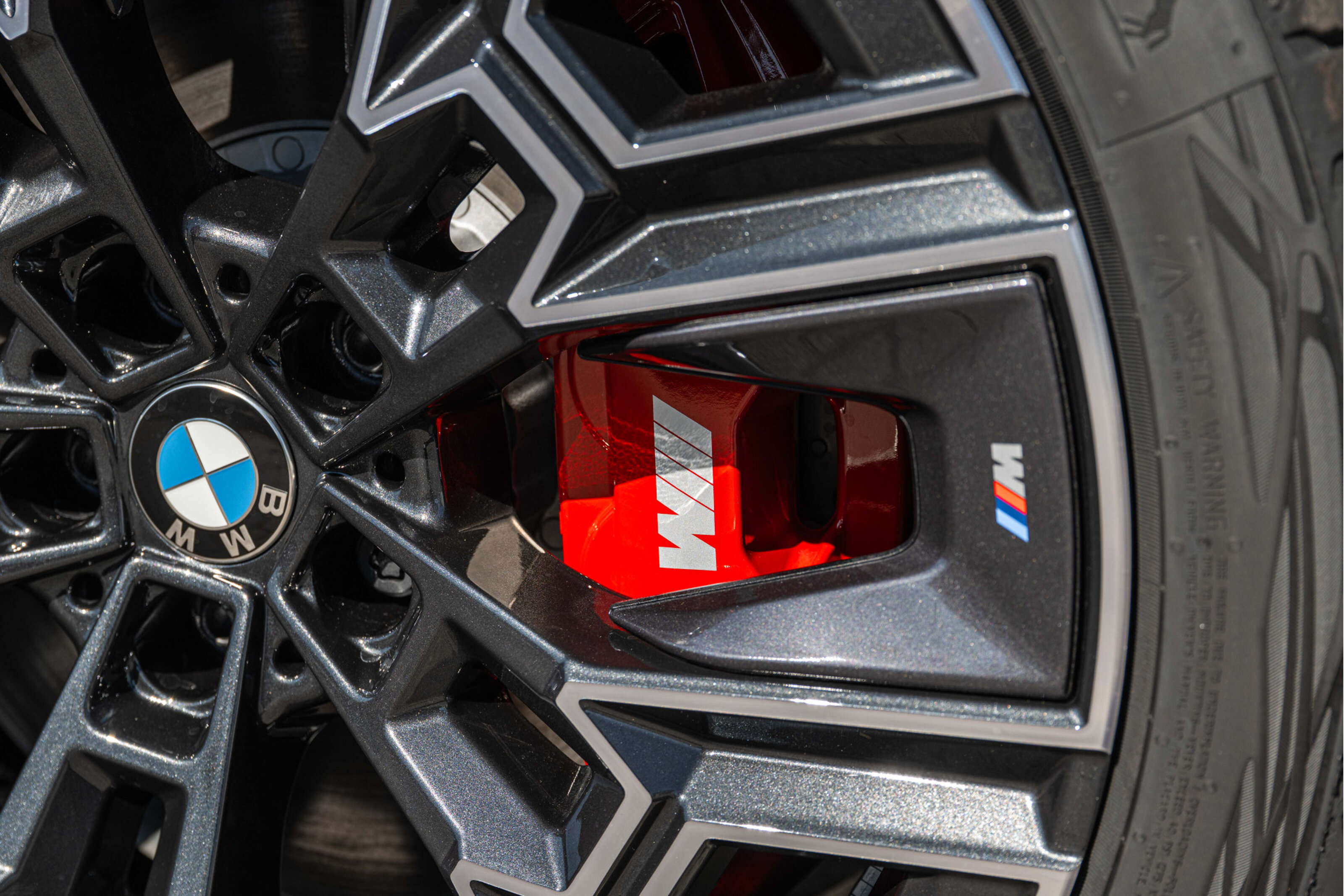 BMW i5 9