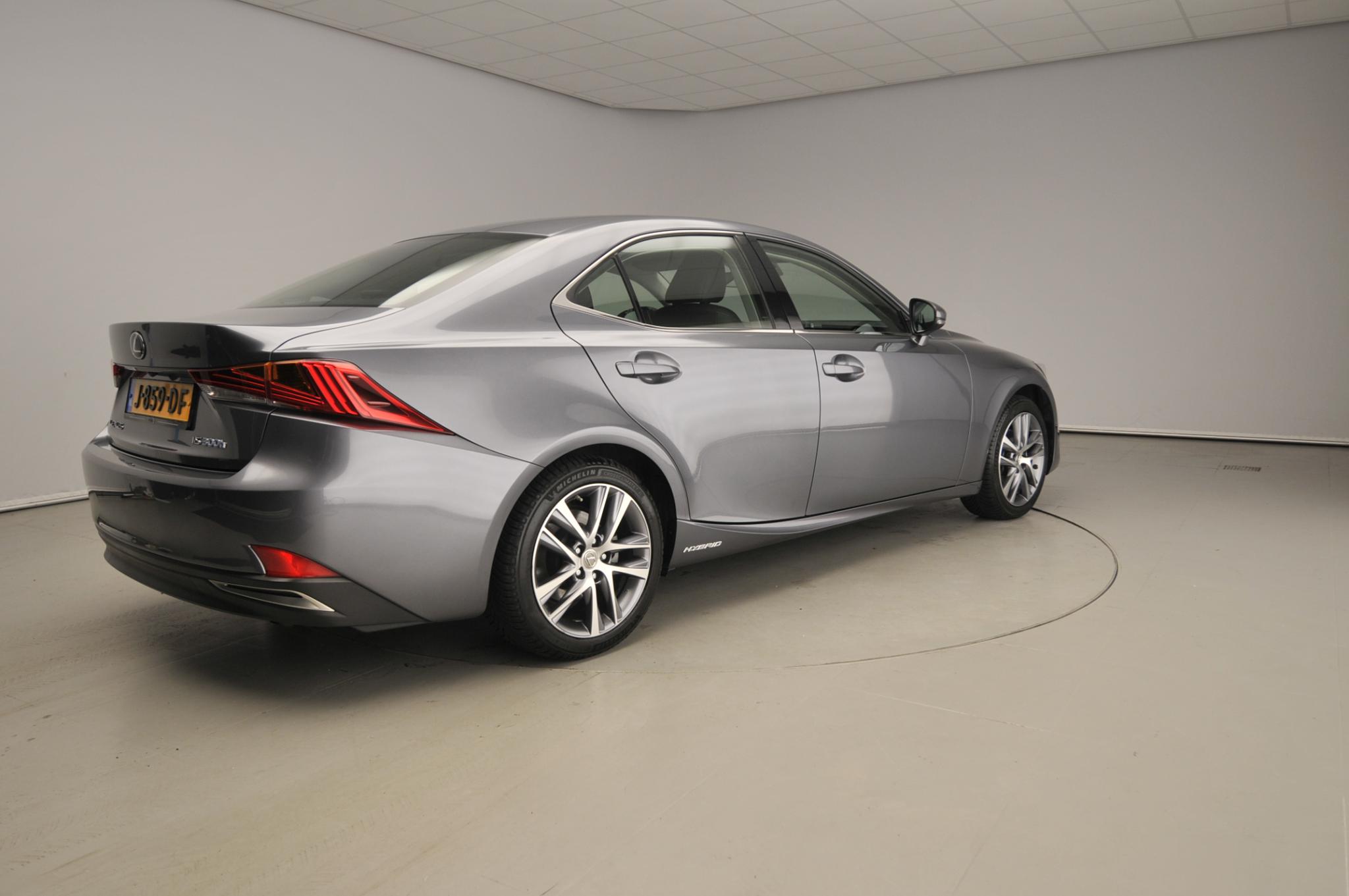Lexus IS 300h Hybrid Business Line - Afbeelding 2