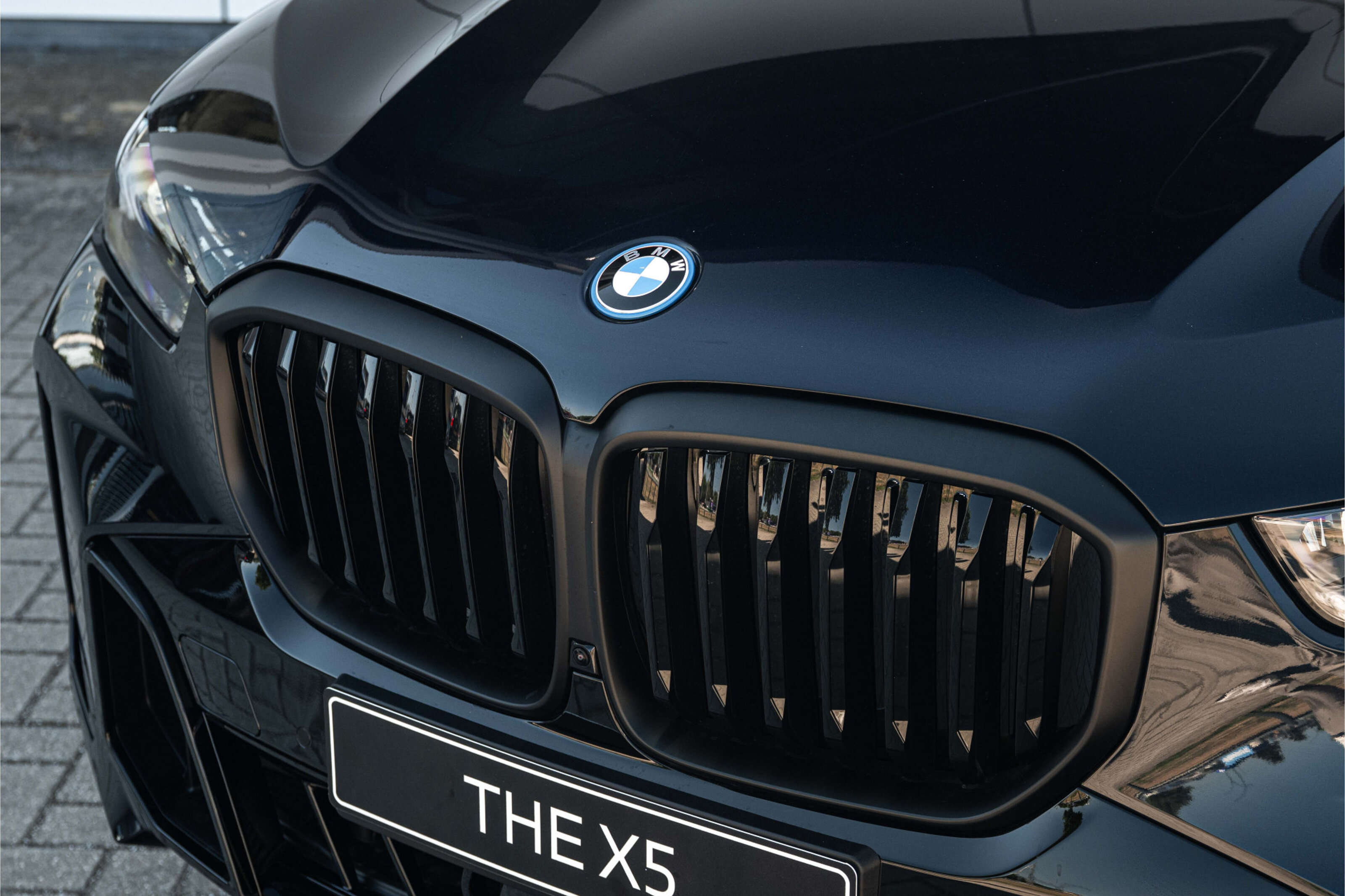 BMW X5 8