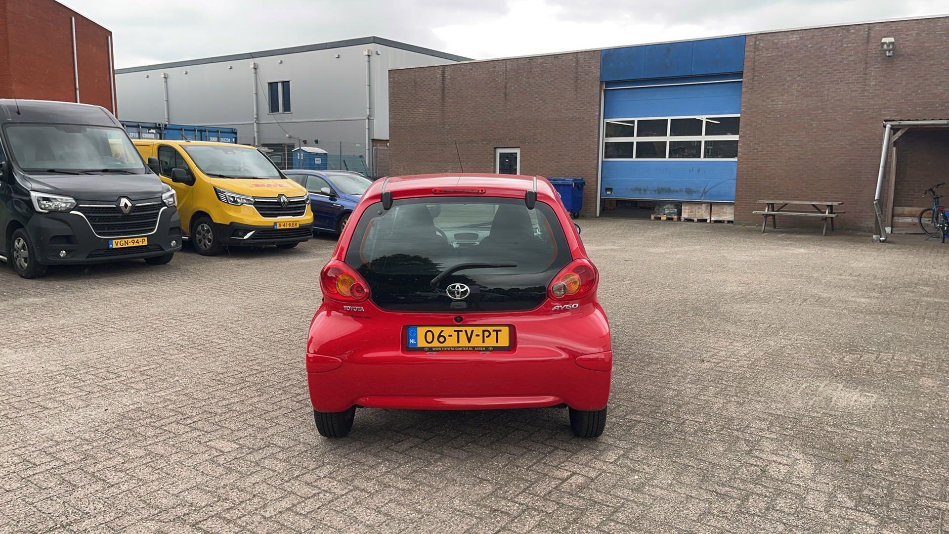 Toyota Aygo 1.0-12V + - Afbeelding 4