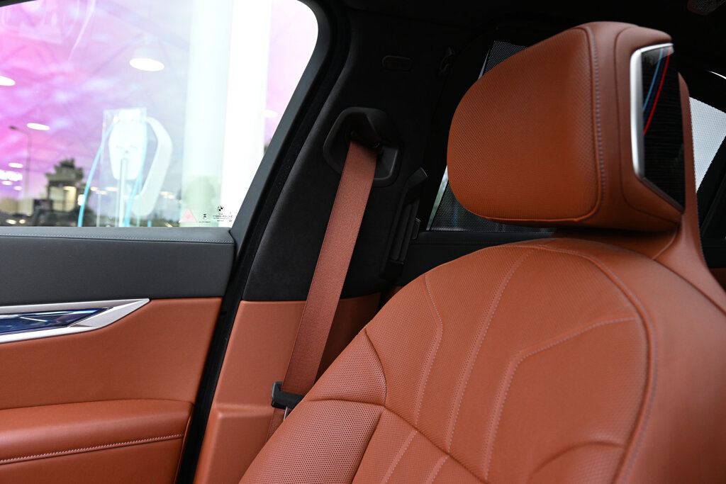 BMW 7 Serie 16