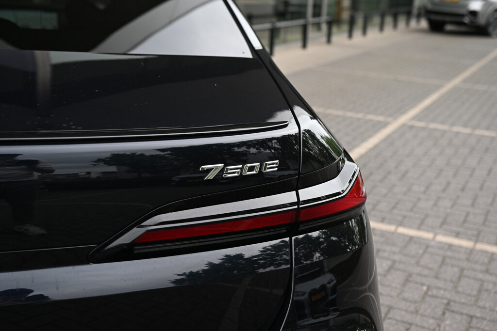 BMW 7 Serie 26