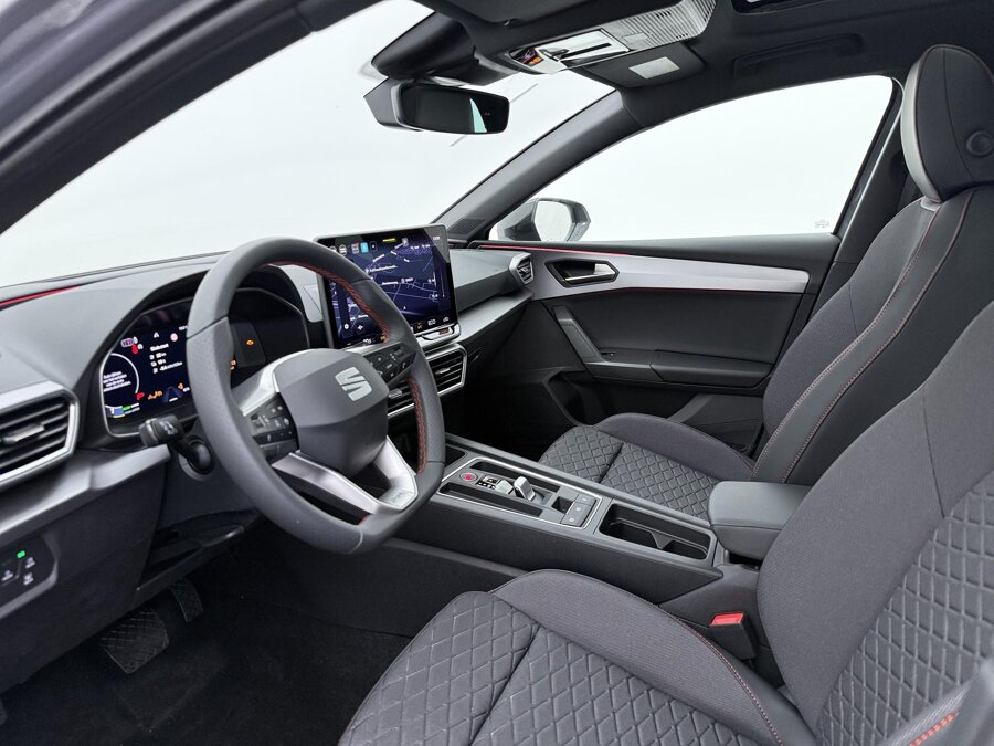 SEAT Leon FR Business 1.5 TSI eHybrid 150 kW / 204 PK