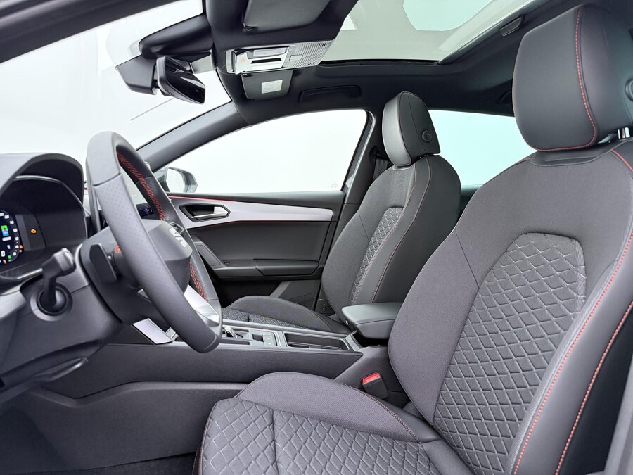 SEAT Leon FR Business 1.5 TSI eHybrid 150 kW / 204 PK