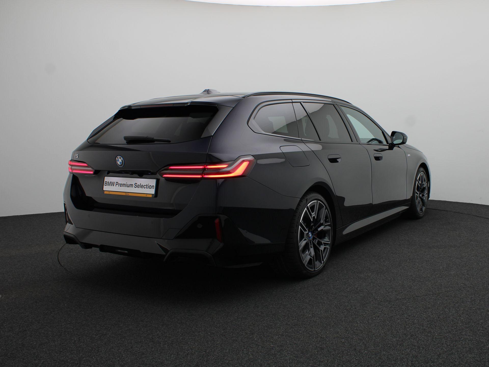 BMW i5 Touring eDrive 40 - Afbeelding 2