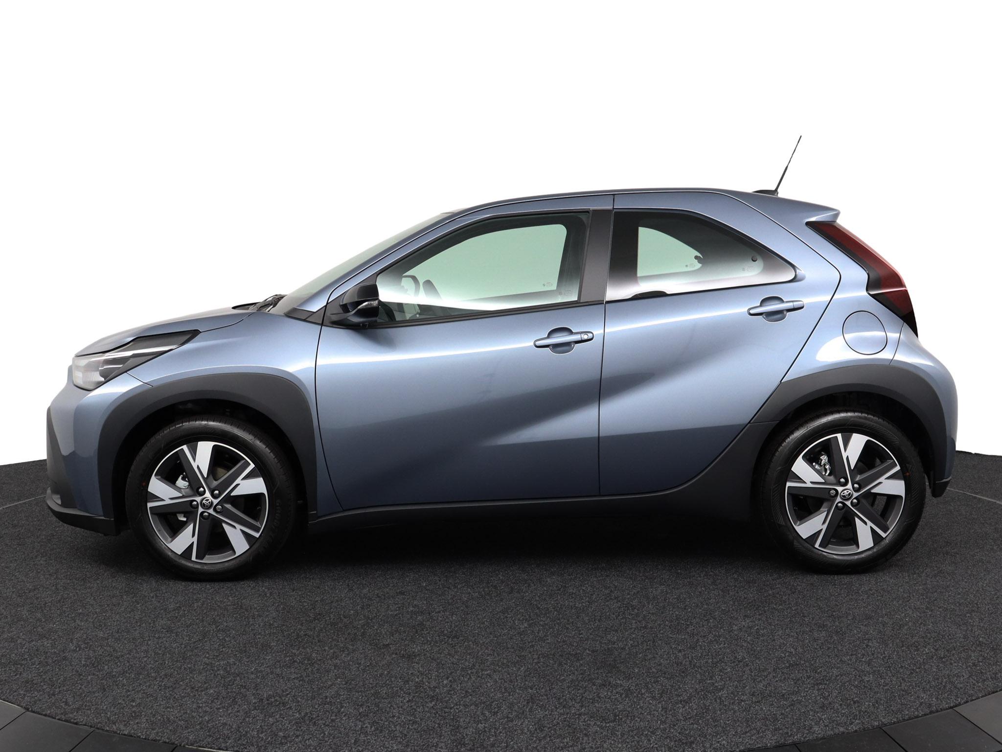 Toyota Aygo X Hybrid 115 play - Afbeelding 3