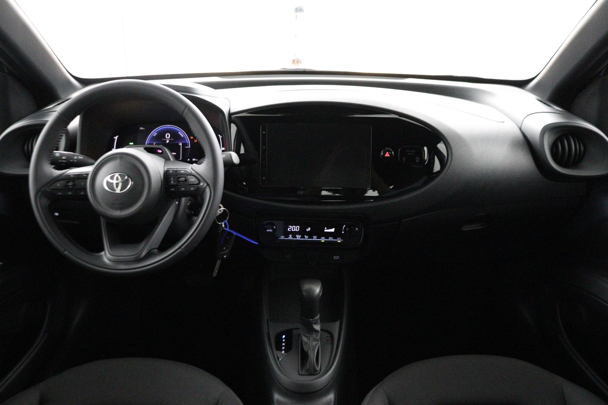 Toyota Aygo X Hybrid 115 play - Afbeelding 4