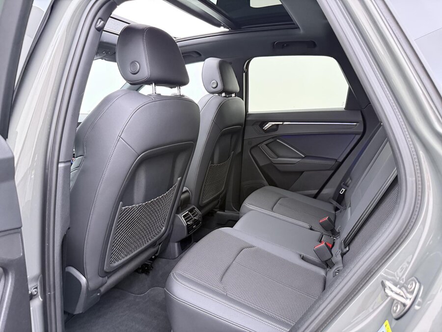 Audi Q3 45 TFSIe S-line