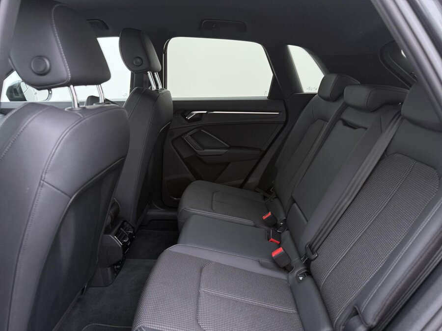 Audi Q3 45 TFSI e S-line