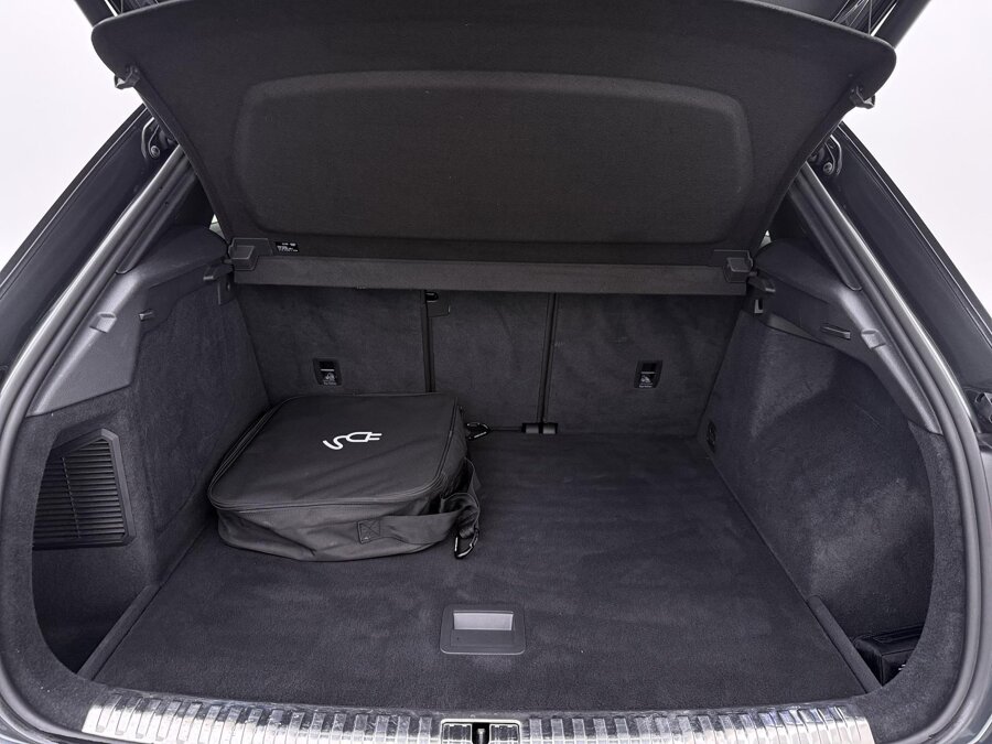 Audi Q3 45 TFSI e S-line