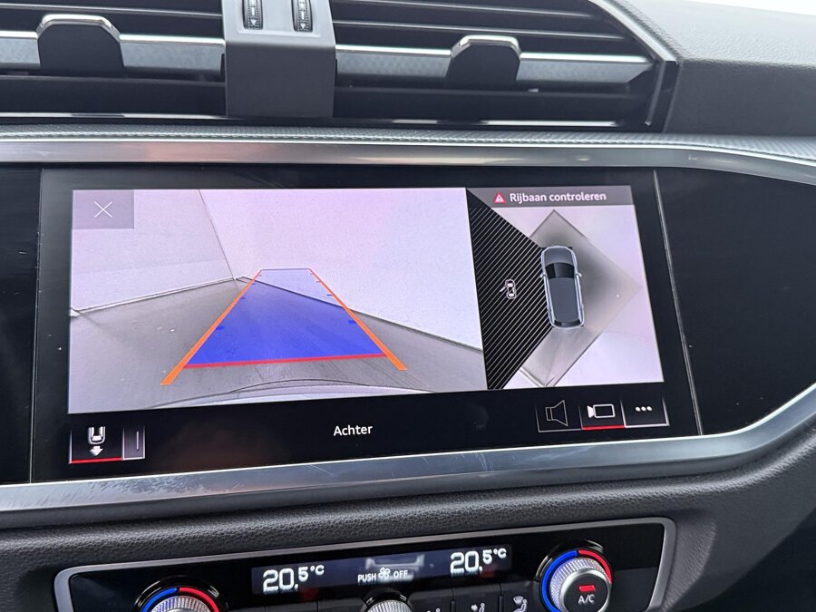Audi Q3 45 TFSI e S-line