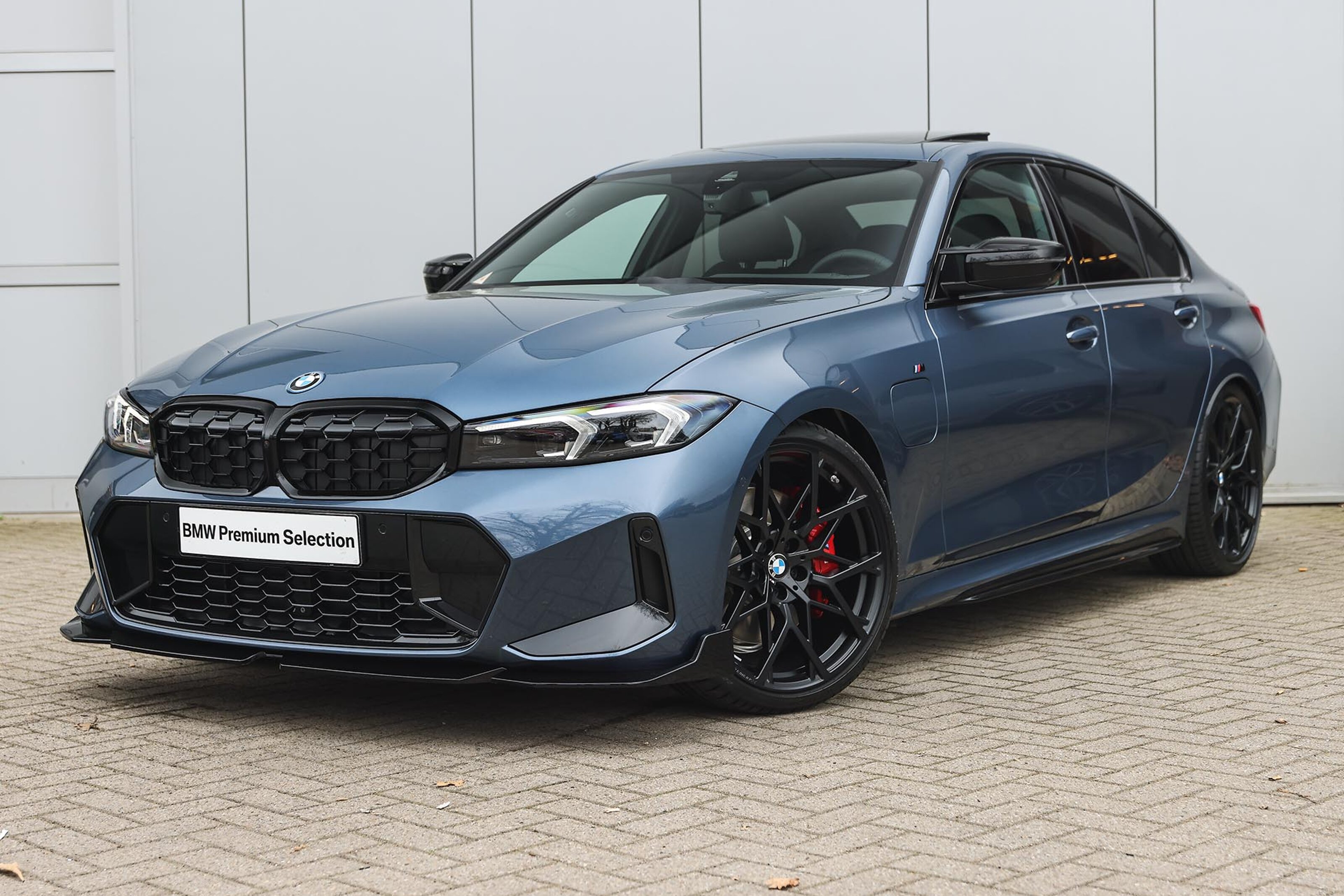 BMW 3 Serie 330e M Sport Automaat