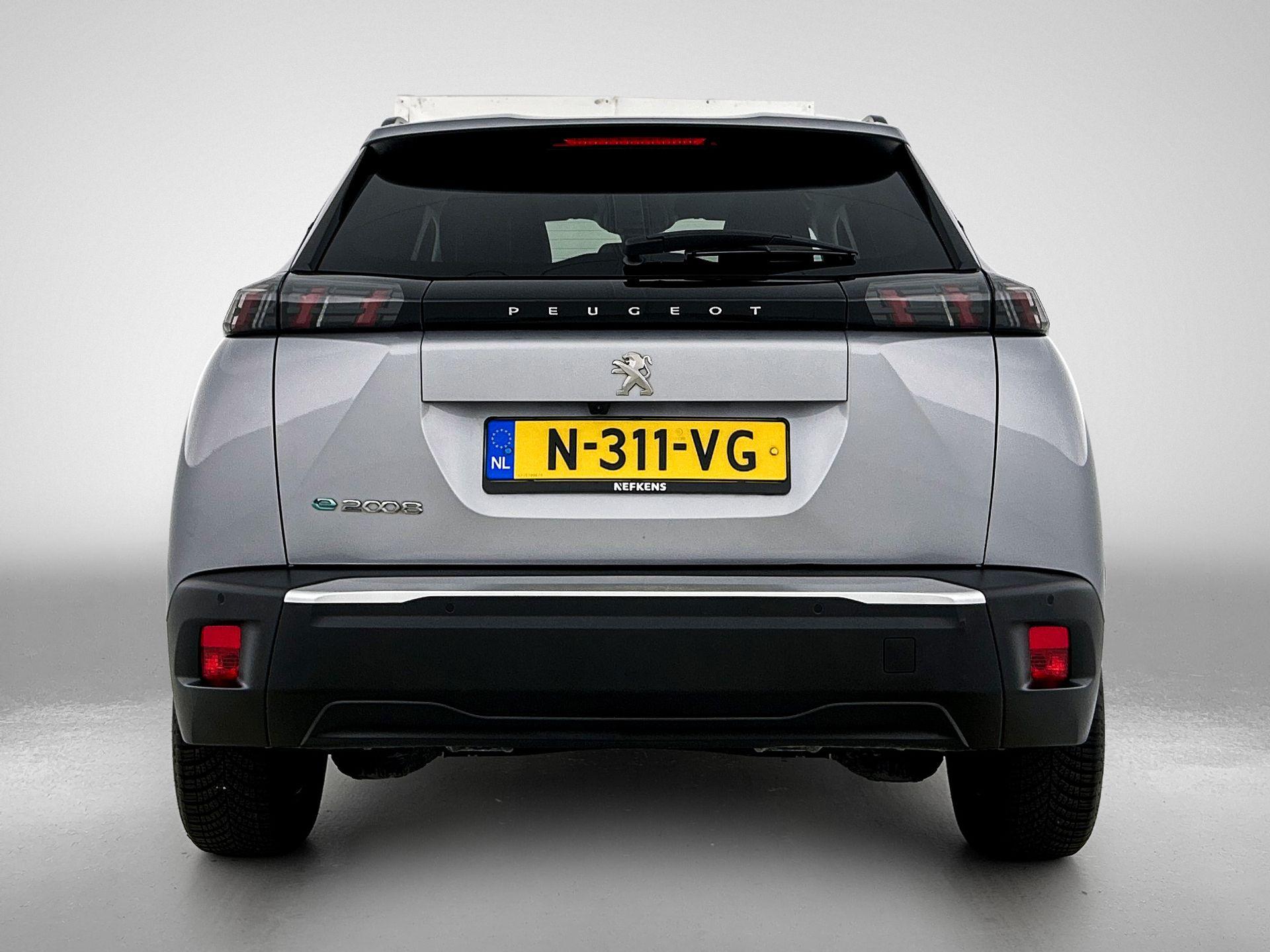 Peugeot e-2008