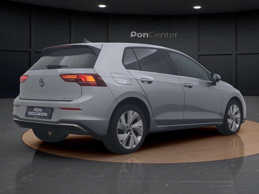 Volkswagen Golf 1.5 eHybrid Style