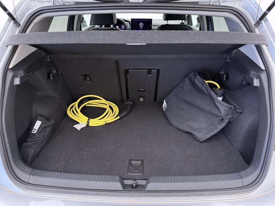Volkswagen Golf 1.5 eHybrid Style