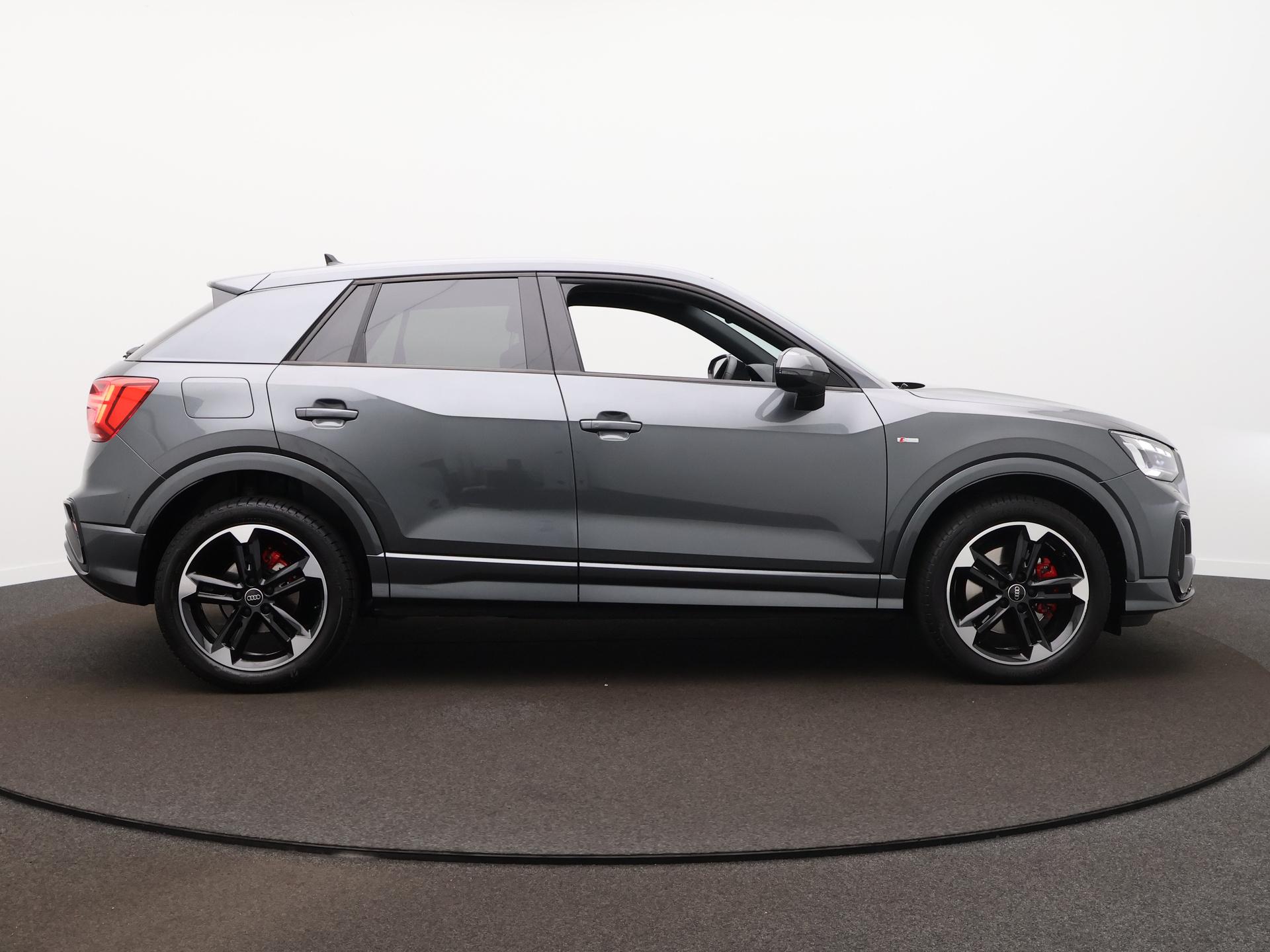 Audi Q2 35 TFSI S Edition - Afbeelding 4