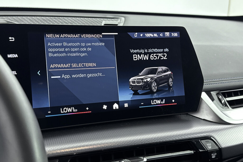 BMW X1 12
