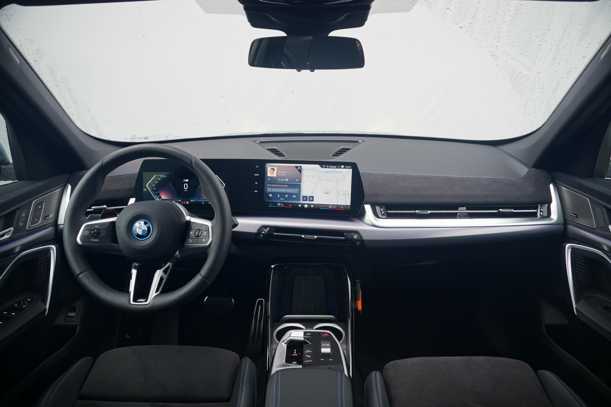 BMW iX1 eDrive20 - Afbeelding 3