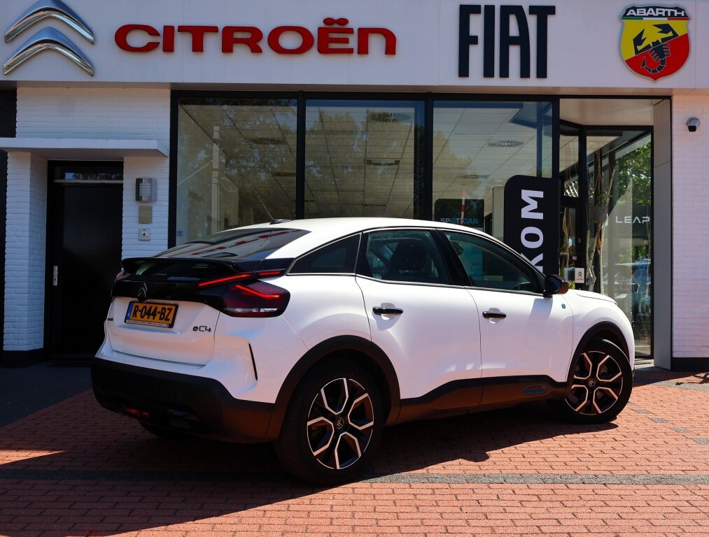 Citroën ë-C4 EV 50kWh 136PK Automaat Feel, Rijklaarprijs | Camera | Navi by App | DAB+ | Lichtmetalen wielen - Afbeelding 4