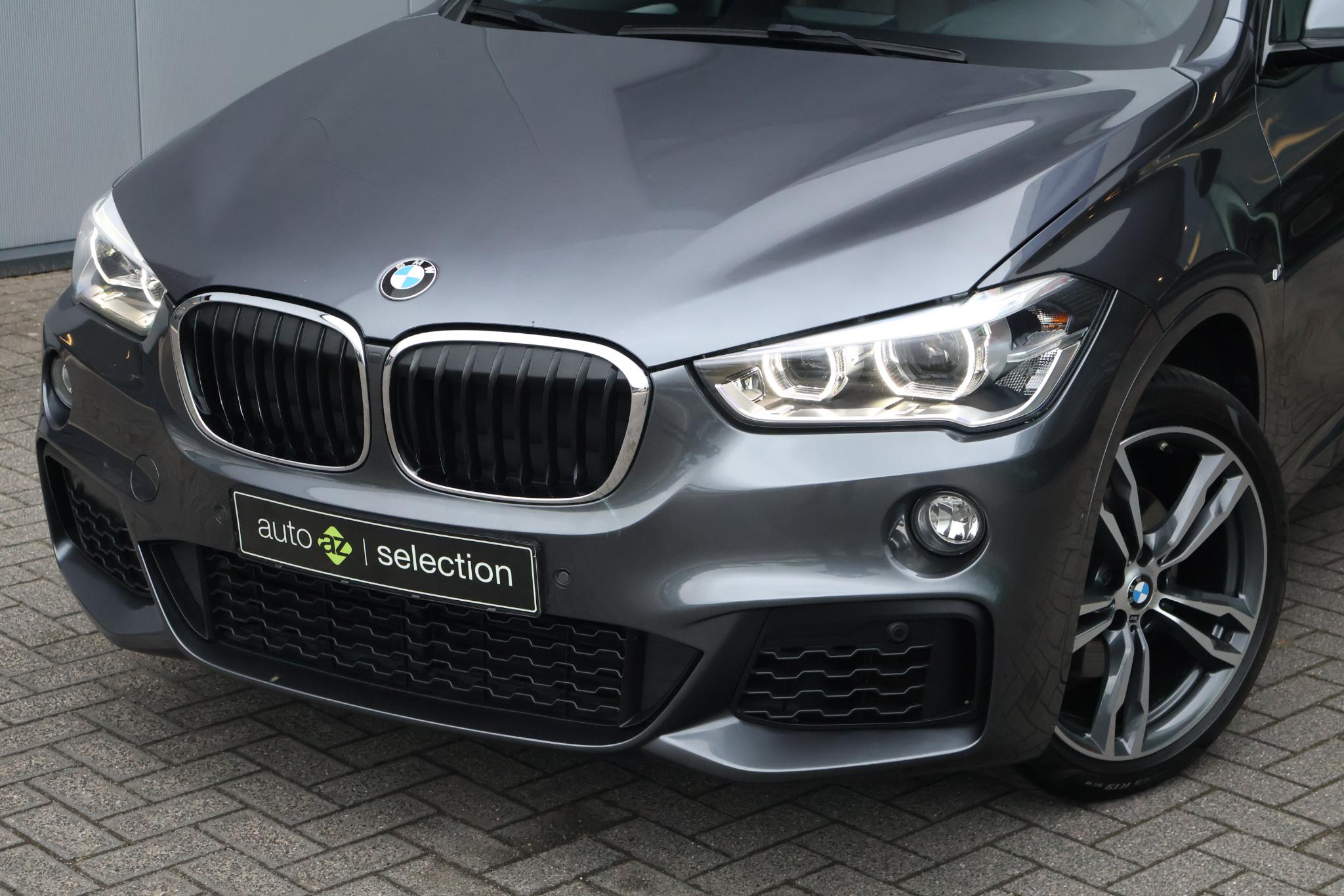 BMW X1 sDrive18i High Executive - Bild 3