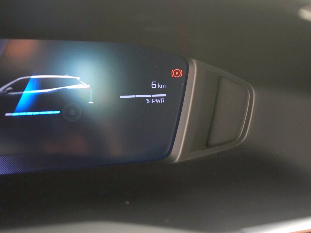 Peugeot e-2008 EV Allure 54 kWh - Private lease 549 pm - Afbeelding 4