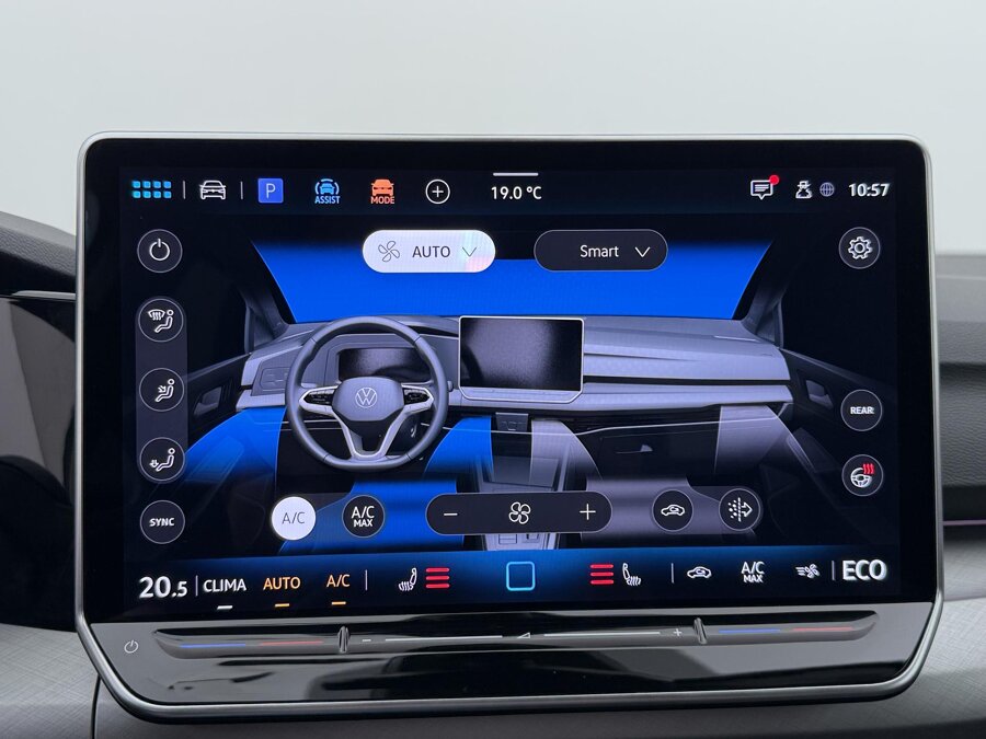 Volkswagen Golf 1.5 eHybrid Life Edition