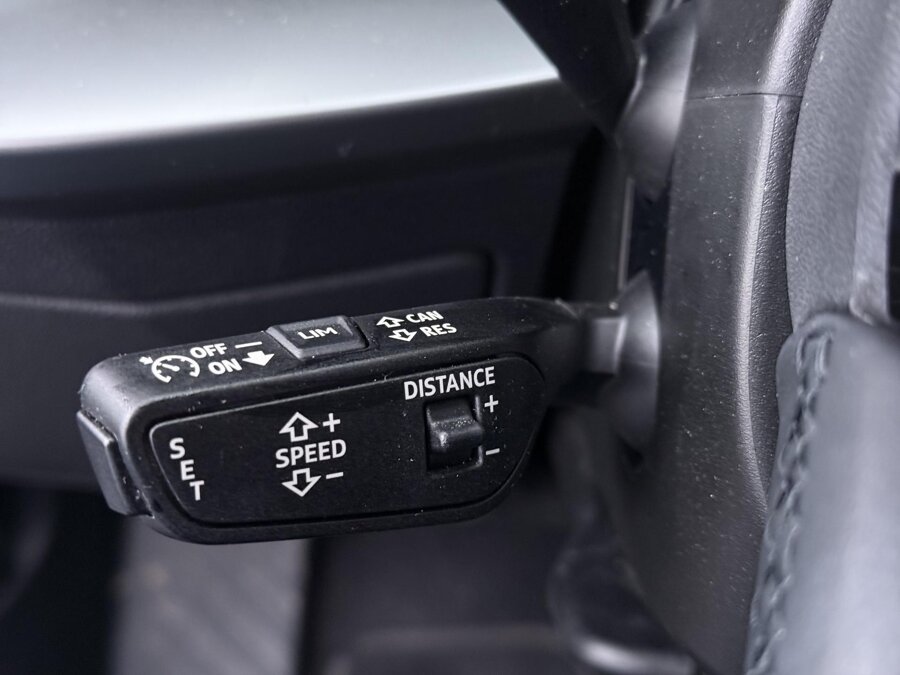 Audi A3 Sportback 30 TFSI edition one
