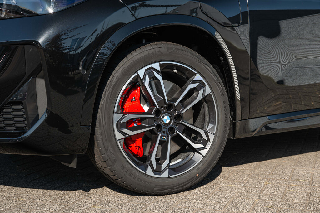 BMW X1 8