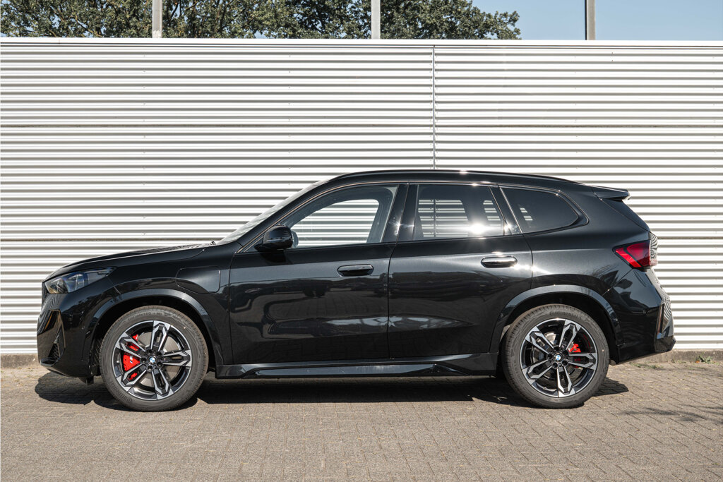 BMW X1 29