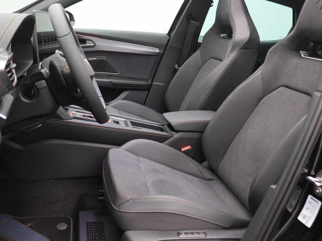 CUPRA Formentor 1.5 TSI e-Hybrid VZ Performance 272PK DSG Pano-Schuifdak, Trekhaak, 19" LM Velgen, Sennheiser Audio, 360gr. Camera, Memorystoel, Matrix LED-Verlichting, Stoel-Stuurverwarming - Obraz 5
