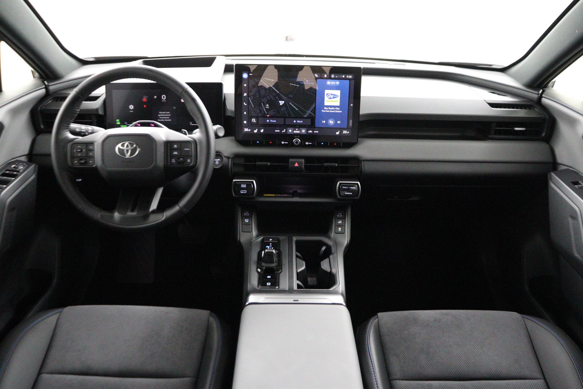 Toyota RAV4 2.5 Plug-in Hybrid AWD 300 First Edition - Afbeelding 4