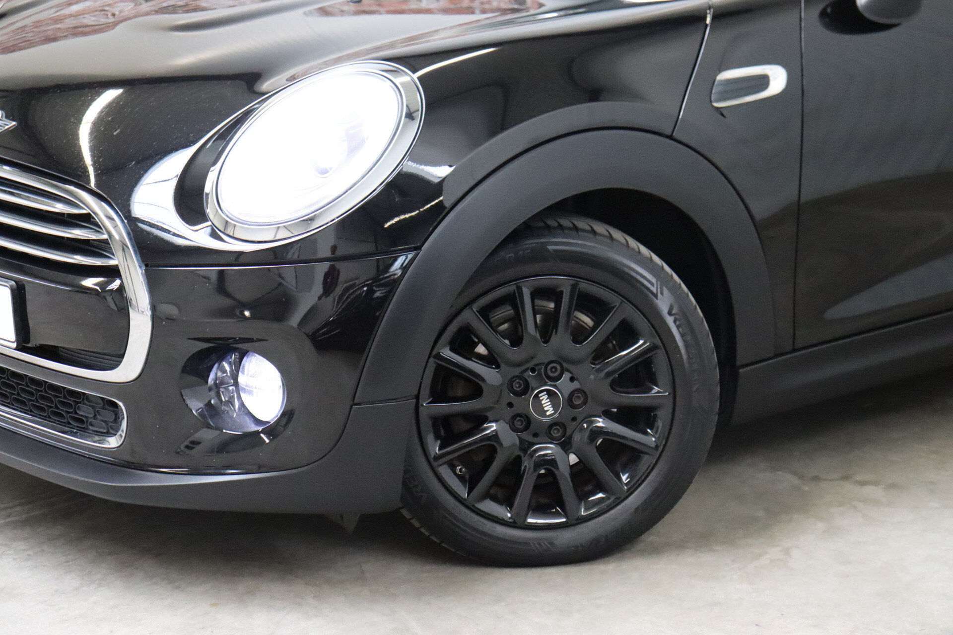 MINI Cooper Hatchback First Born Edition 3 Deurs - Afbeelding 3