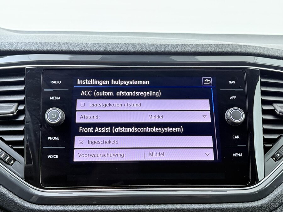 Volkswagen T-Roc 1.5 TSI Sport Business R-line