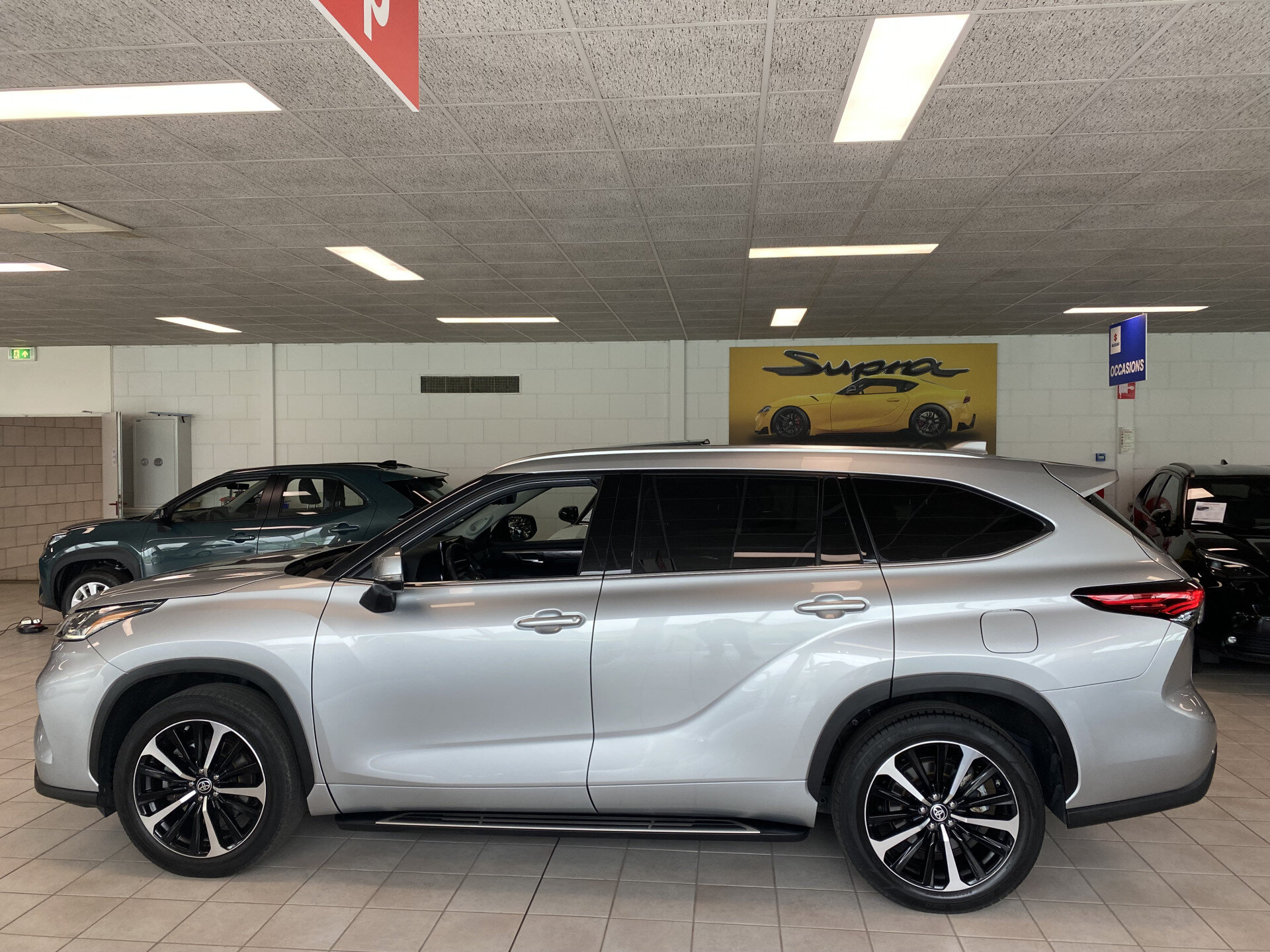 Toyota Highlander 2.5 AWD Hybrid Premium - Afbeelding 4
