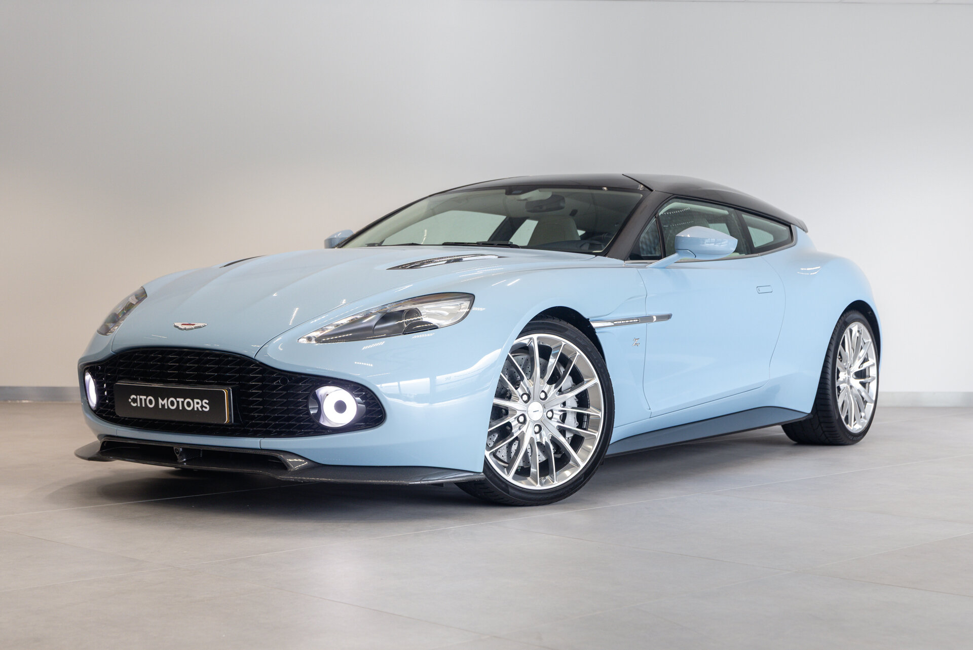 Aston Martin Vanquish ZAGATO SHOOTING BRAKE 1 of 99