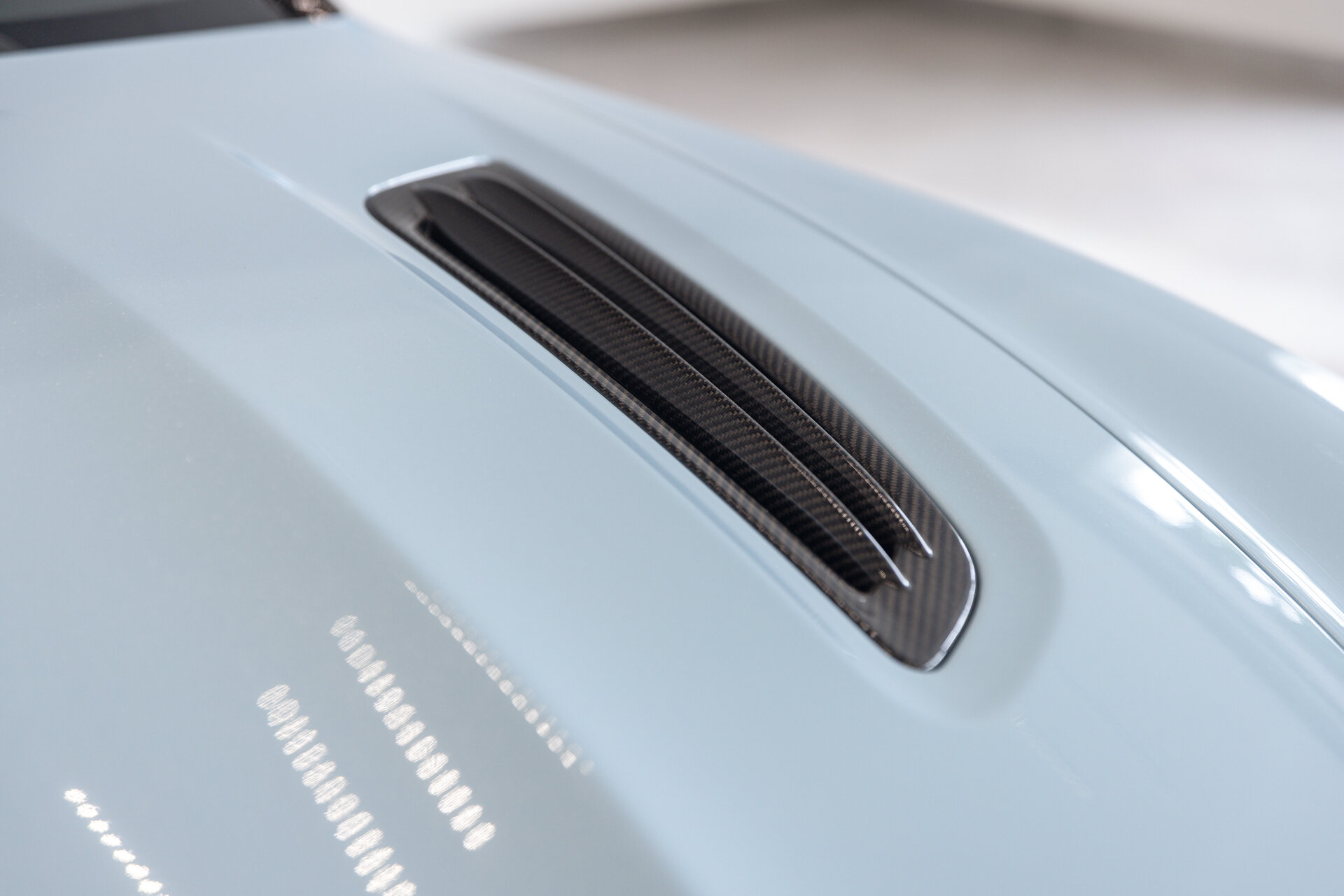 Aston Martin Vanquish - foto 18