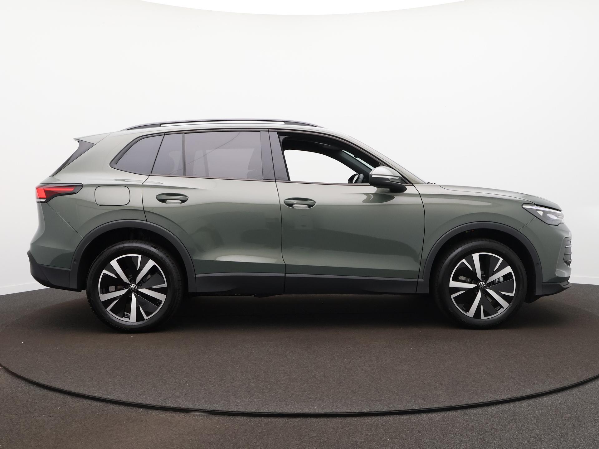 Volkswagen Tiguan Limited Edition 1.5 eHybrid 150 kW / 204 PK SUV 6  - Afbeelding 4