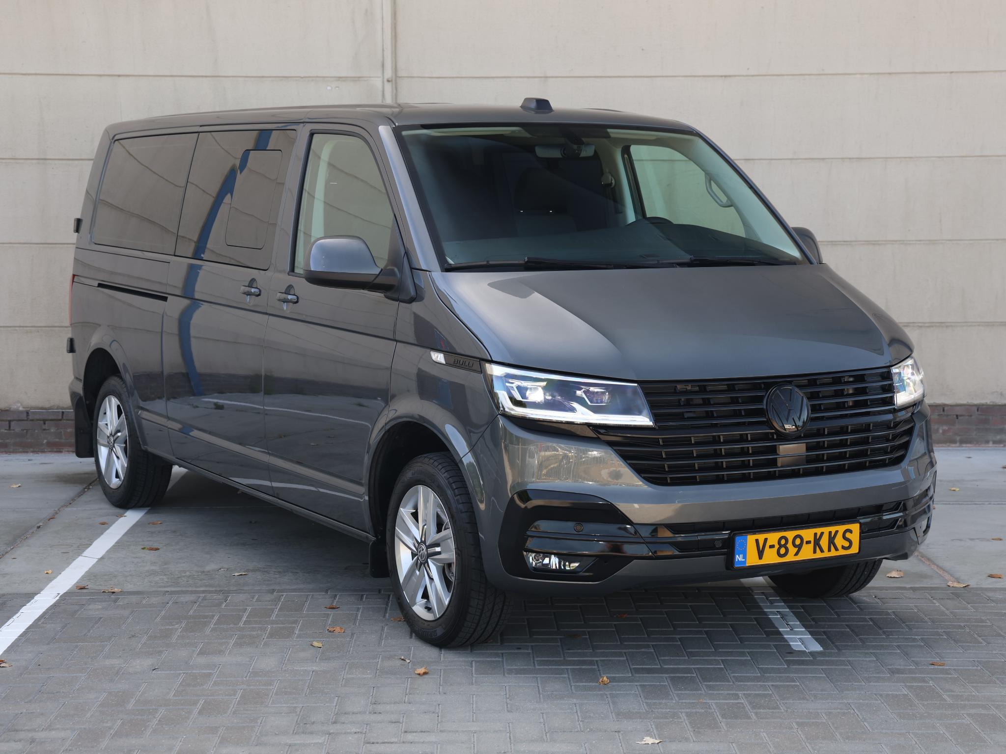 Volkswagen Transporter 2.0 TDI 204 pk L2H1 30 Bulli DC DSG - Afbeelding 3