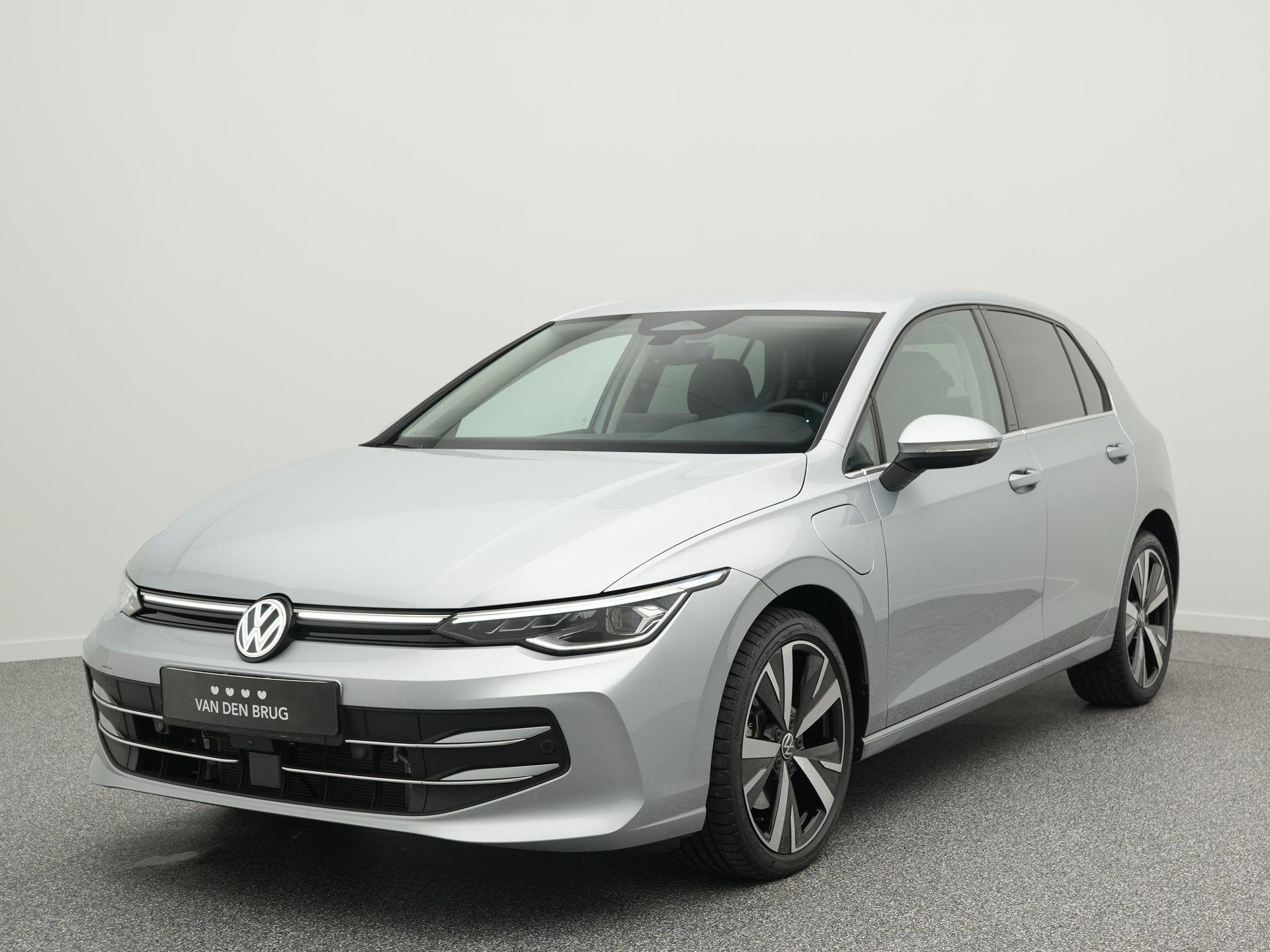 Volkswagen Golf Style Edition 1.5 eHybrid 204 PK