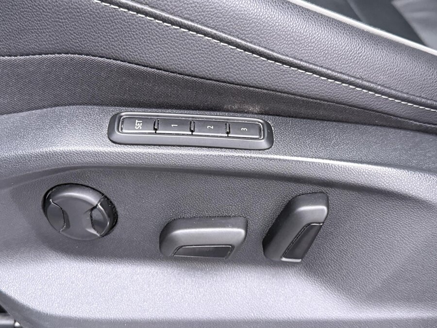 Volkswagen Tiguan 1.4 TSI eHybrid R-Line Business