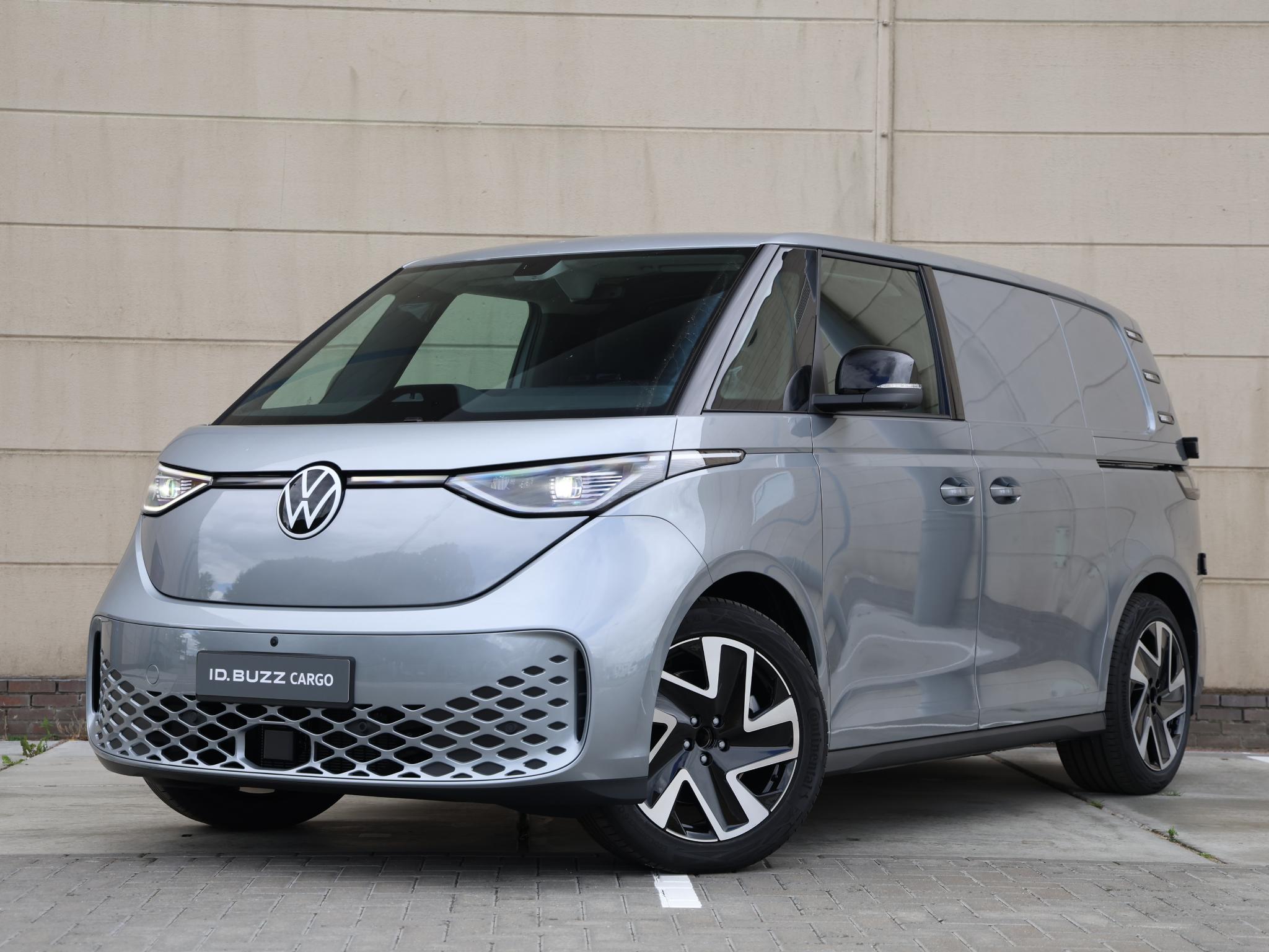 Volkswagen ID. Buzz Cargo Bulli Limited Edition Elektromotor 210 kW (286 pk)