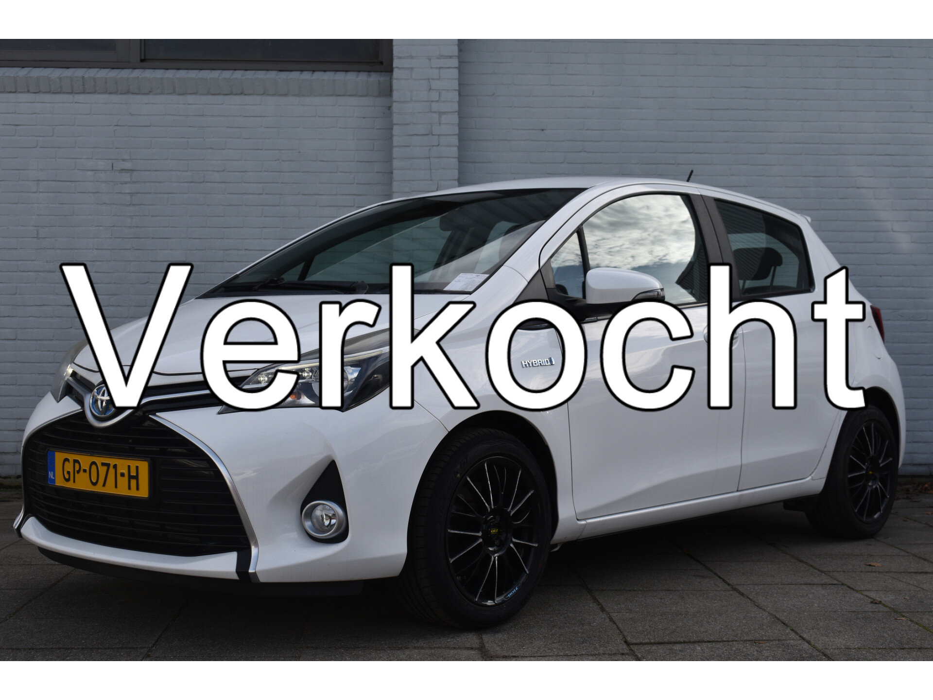 Toyota Yaris 1.5 Hybrid Dynamic Automaat 100Pk