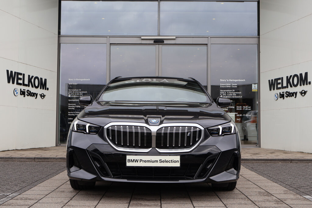 BMW i5 3