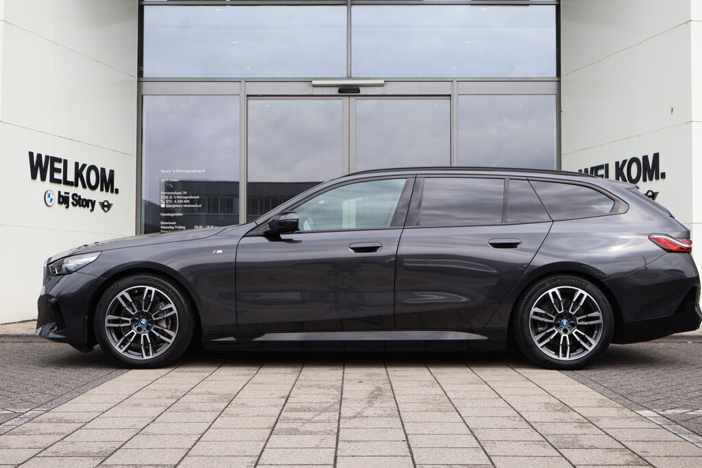 BMW i5 7