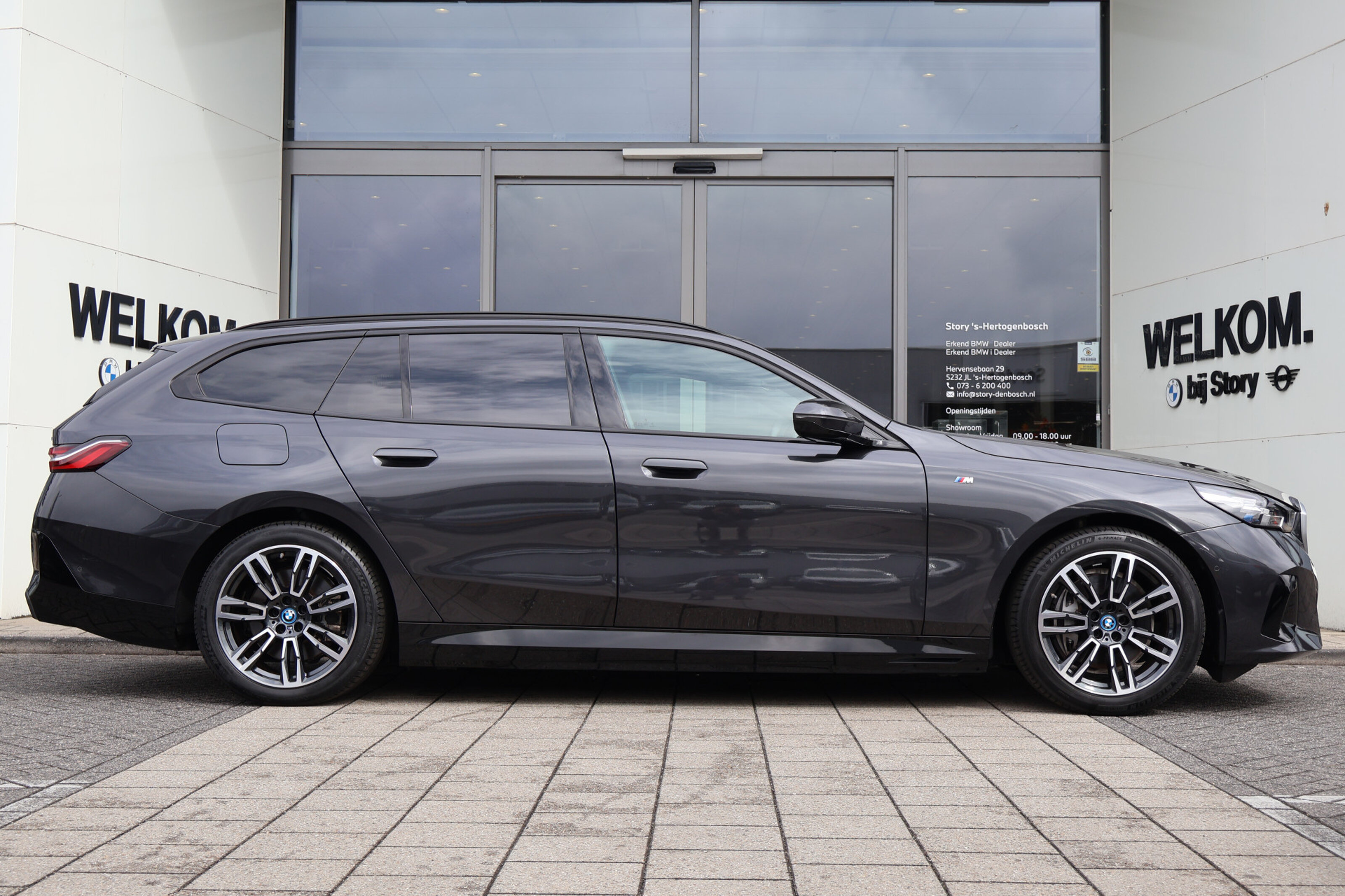 BMW i5 9
