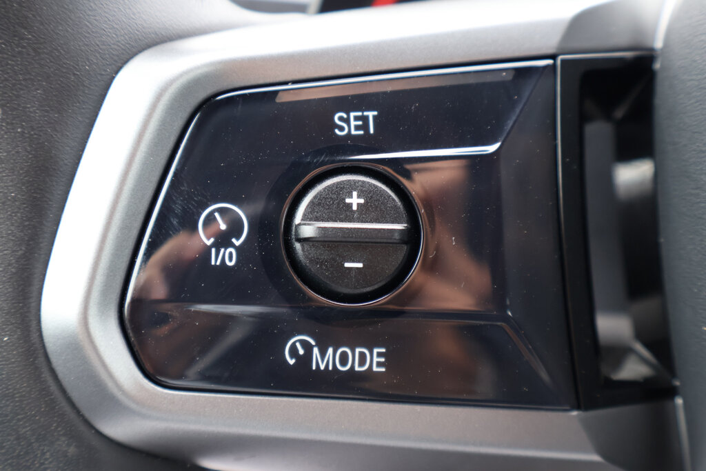 BMW i5 20