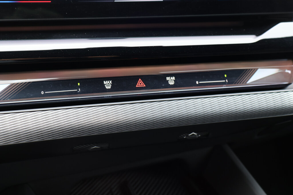 BMW i5 30