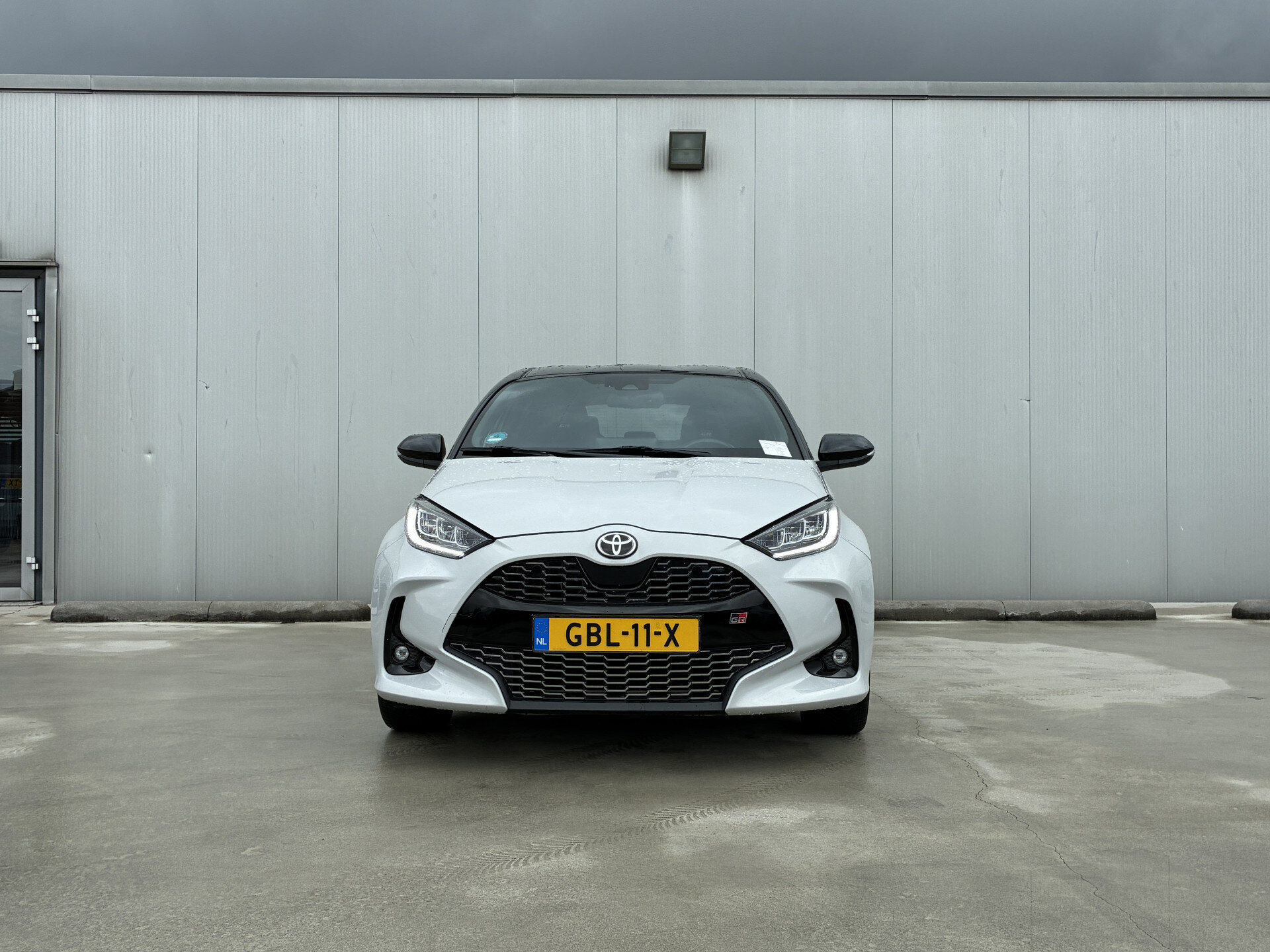 Toyota Yaris 1.5 Hybrid GR Sport - Afbeelding 4