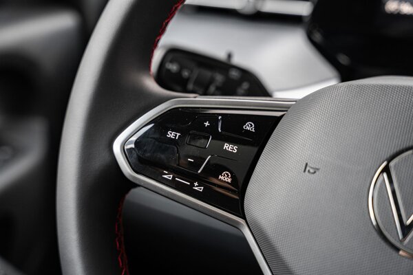 cruise control adaptief met Stop&Go en stuurhulp cruise control adaptief met Stop&Go en stuurhulp
